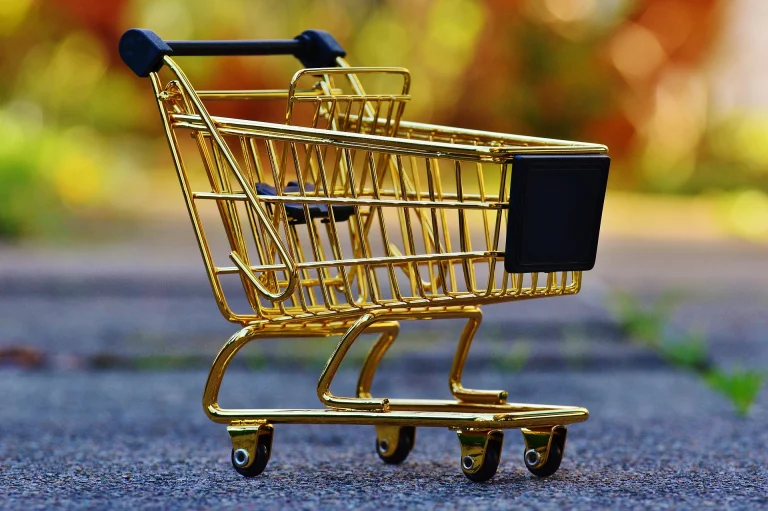 Die Kunst des Smart Shopping zur perfekten Garderobe ohne Fehlkäufe
