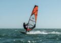 Windsurfen: Wie neue Materialien Ressourcen sparen